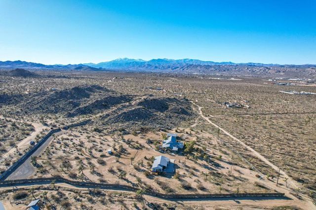 59800 Onaga Trail, Joshua Tree, CA 92252