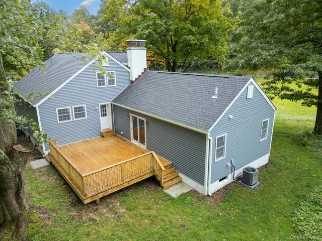 138 Myrtle Avenue, Mahopac, NY 10541