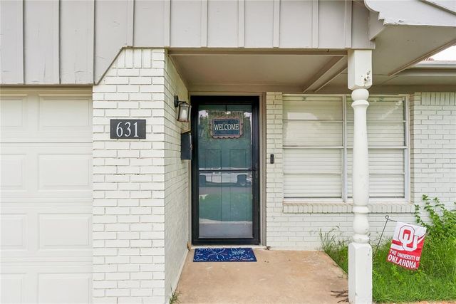 631 SW 3rd Street, Moore, OK 73160