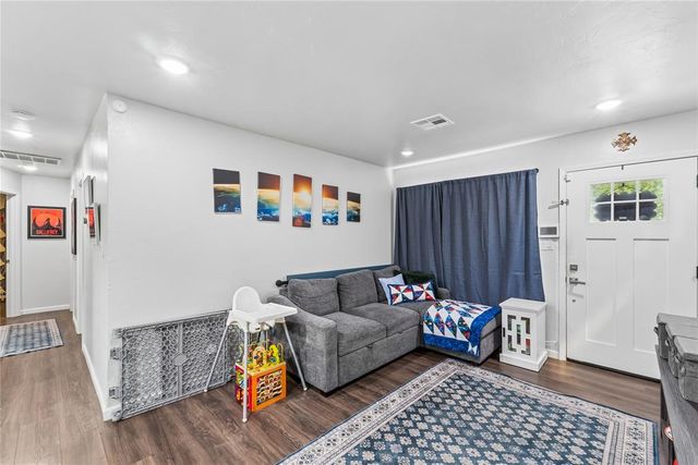 631 SW 3rd Street, Moore, OK 73160