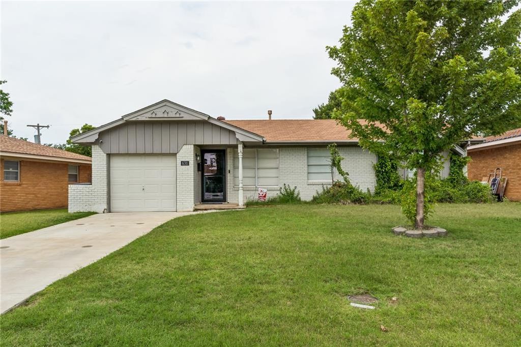 631 SW 3rd Street, Moore, OK 73160