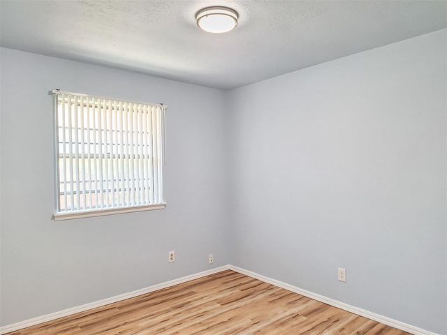 1032 W Woodcrest Drive, Oklahoma City, OK 73110