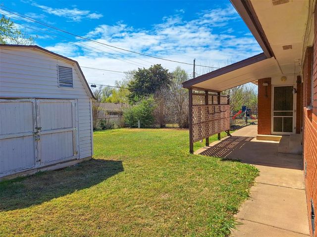 1032 W Woodcrest Drive, Oklahoma City, OK 73110