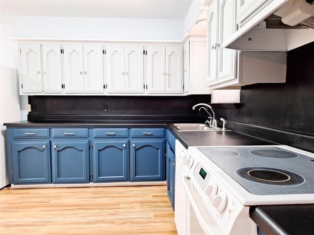 1032 W Woodcrest Drive, Oklahoma City, OK 73110