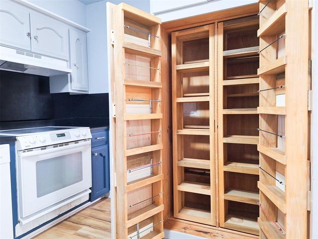 1032 W Woodcrest Drive, Oklahoma City, OK 73110