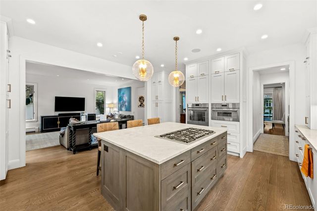 424 Clayton Street, Denver, CO 80206