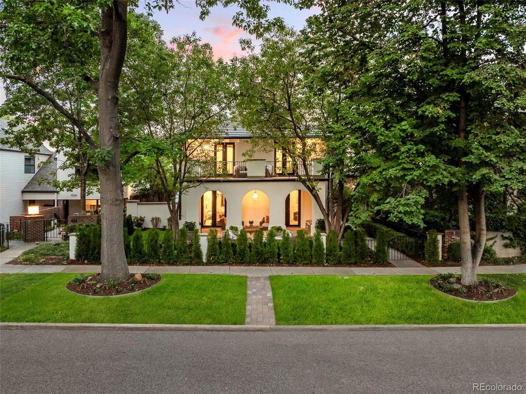 424 Clayton Street, Denver, CO 80206