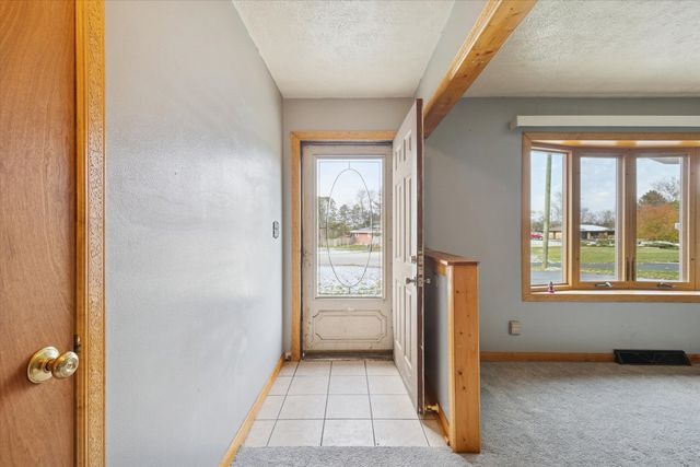 5732 Colleen Avenue, Rockford, IL 61109