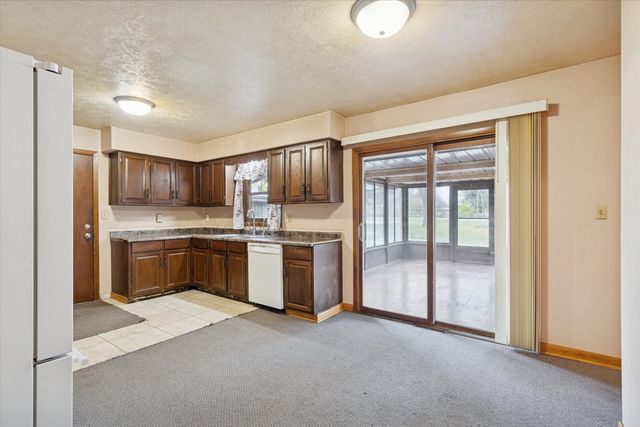 5732 Colleen Avenue, Rockford, IL 61109