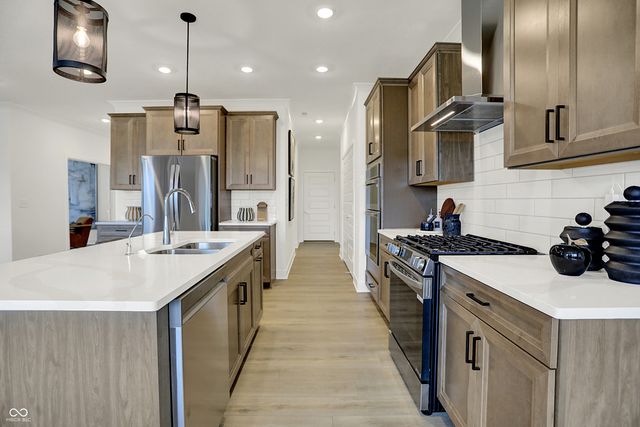 5076 Foxley Park Lane, Avon, IN 46123