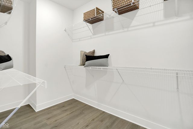 5076 Foxley Park Lane, Avon, IN 46123