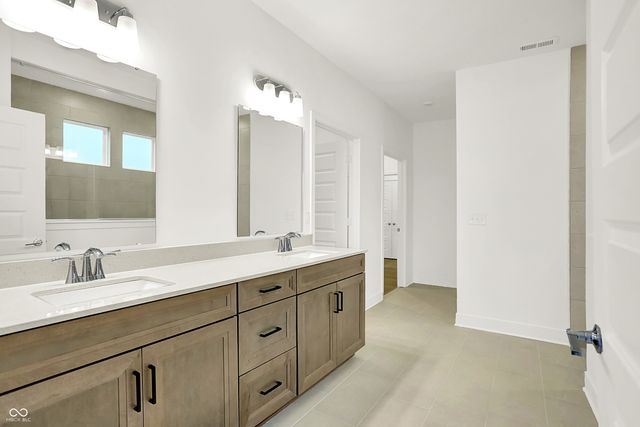 5076 Foxley Park Lane, Avon, IN 46123