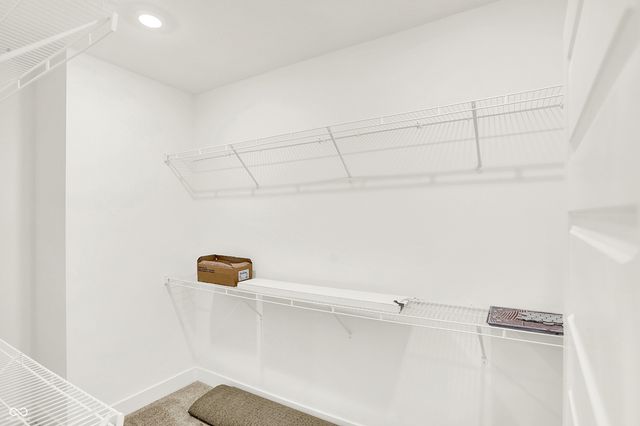 5076 Foxley Park Lane, Avon, IN 46123