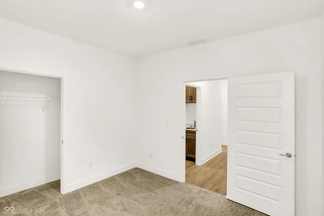 5076 Foxley Park Lane, Avon, IN 46123