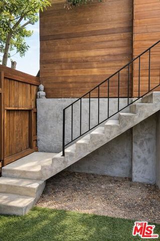 2480 44th Street, San Diego, CA 92105