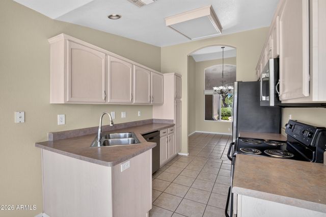 19120 N 83RD Lane, Peoria, AZ 85382