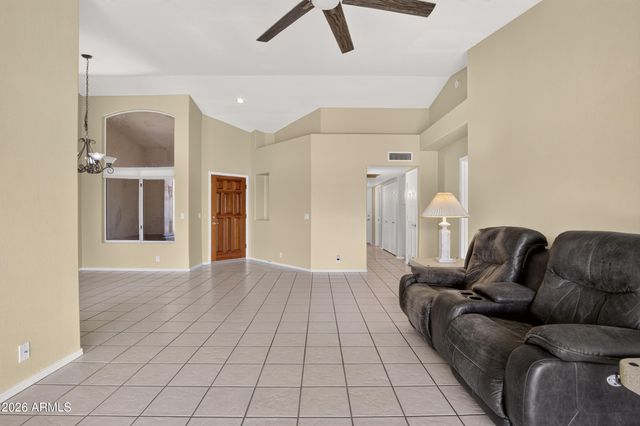 19120 N 83RD Lane, Peoria, AZ 85382