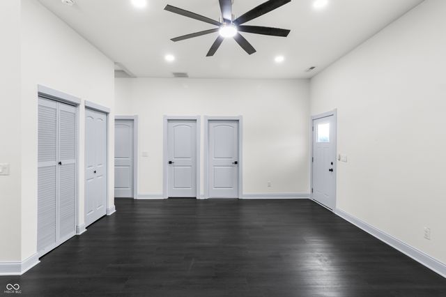 3251 Sutherland Avenue, Indianapolis, IN 46205