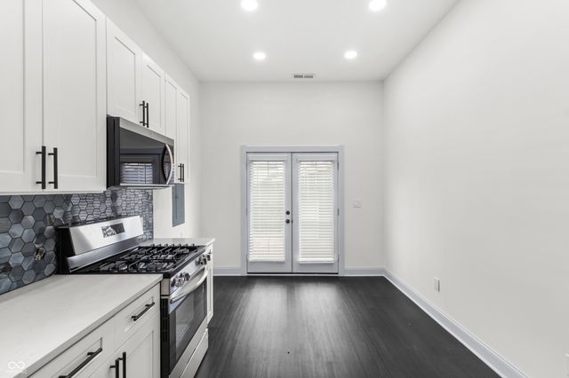 3251 Sutherland Avenue, Indianapolis, IN 46205