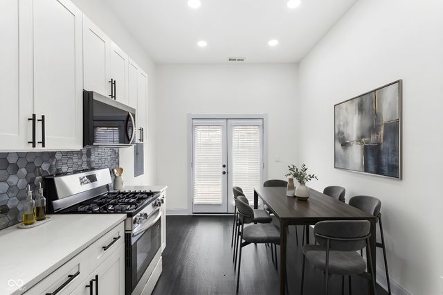 3251 Sutherland Avenue, Indianapolis, IN 46205