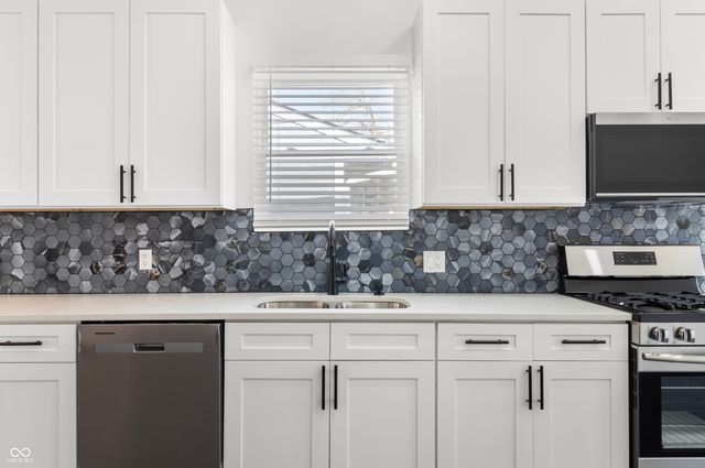 3251 Sutherland Avenue, Indianapolis, IN 46205