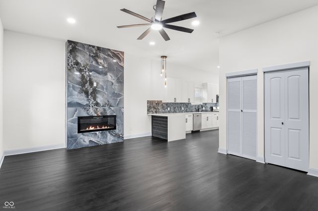 3251 Sutherland Avenue, Indianapolis, IN 46205