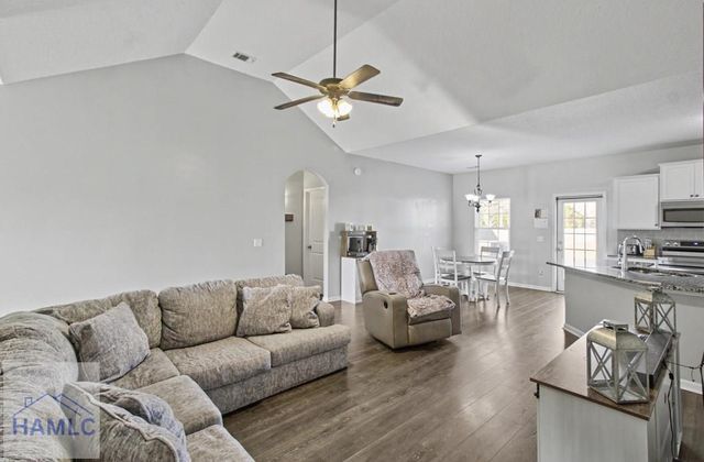 56 Avondale Drive, Ludowici, GA 31316