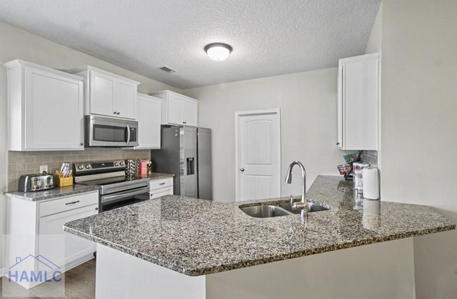 56 Avondale Drive, Ludowici, GA 31316