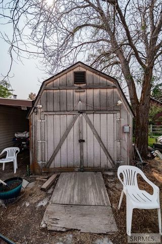 2 S 1000 W, Blackfoot, ID 83221