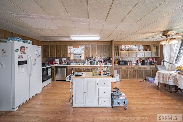 2 S 1000 W, Blackfoot, ID 83221