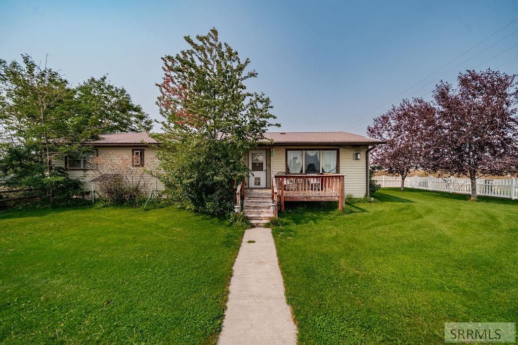 2 S 1000 W, Blackfoot, ID 83221