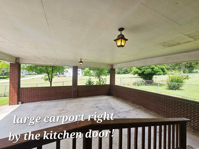 511 Spring Street, Marshall, AR 72650