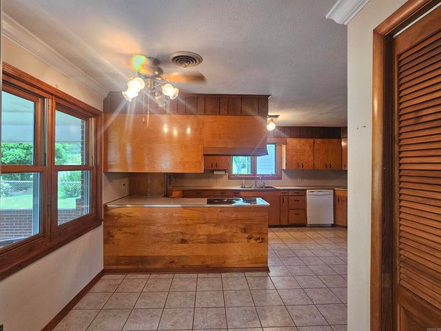 511 Spring Street, Marshall, AR 72650