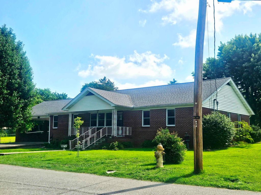 511 Spring Street, Marshall, AR 72650