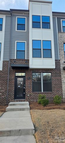 960 Broad River Lane, Charlotte, NC 28211