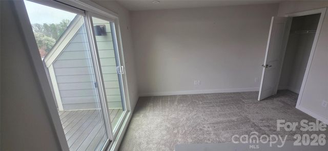 960 Broad River Lane, Charlotte, NC 28211