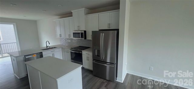 960 Broad River Lane, Charlotte, NC 28211