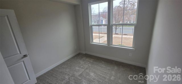 960 Broad River Lane, Charlotte, NC 28211