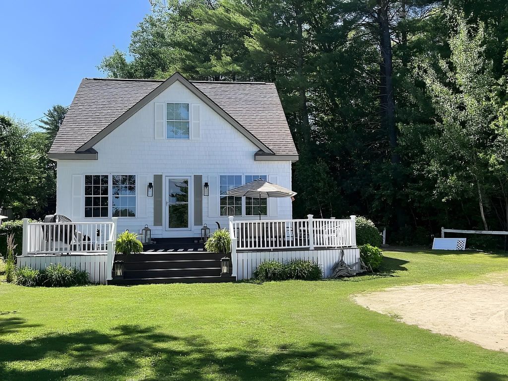 Image 1 of property listing at 90 Rocky Point Road, Wakefield, NH 03872