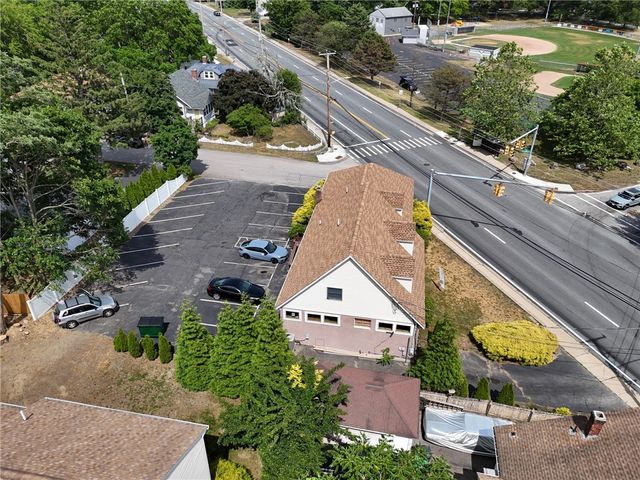 623 Post Road, Warwick, RI 02888