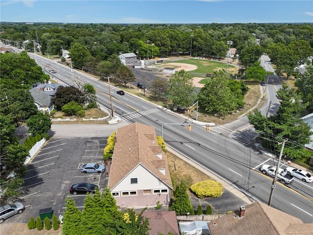 623 Post Road, Warwick, RI 02888