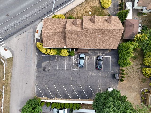 623 Post Road, Warwick, RI 02888