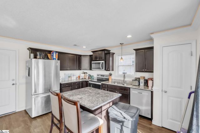 1708 Roxanne Sue Drive, Lyman, SC 29365