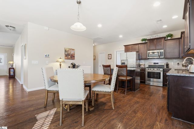 144 Lake Grove Road, Simpsonville, SC 29681