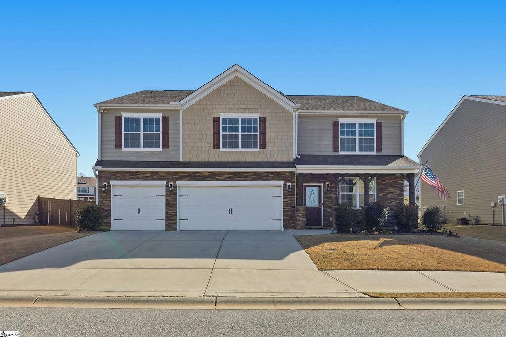 144 Lake Grove Road, Simpsonville, SC 29681