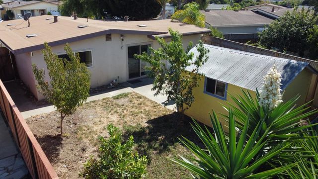 563 Argos Circle, Watsonville, CA 95076