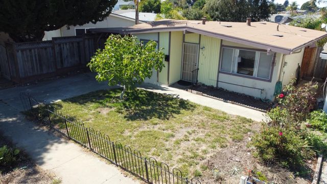 563 Argos Circle, Watsonville, CA 95076
