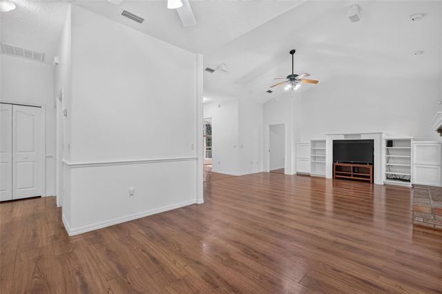 35015 RADIO ROAD, Leesburg, FL 34788