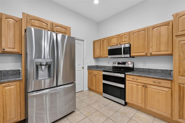 35015 RADIO ROAD, Leesburg, FL 34788