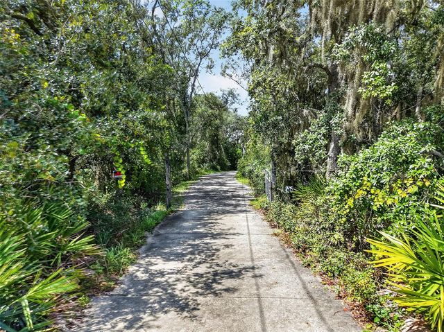 35015 RADIO ROAD, Leesburg, FL 34788